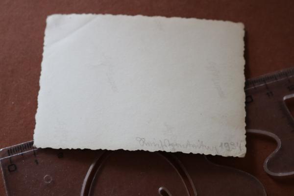 Photo - snapshot Adolf Hitler in the Mercedes 1934 - location ?